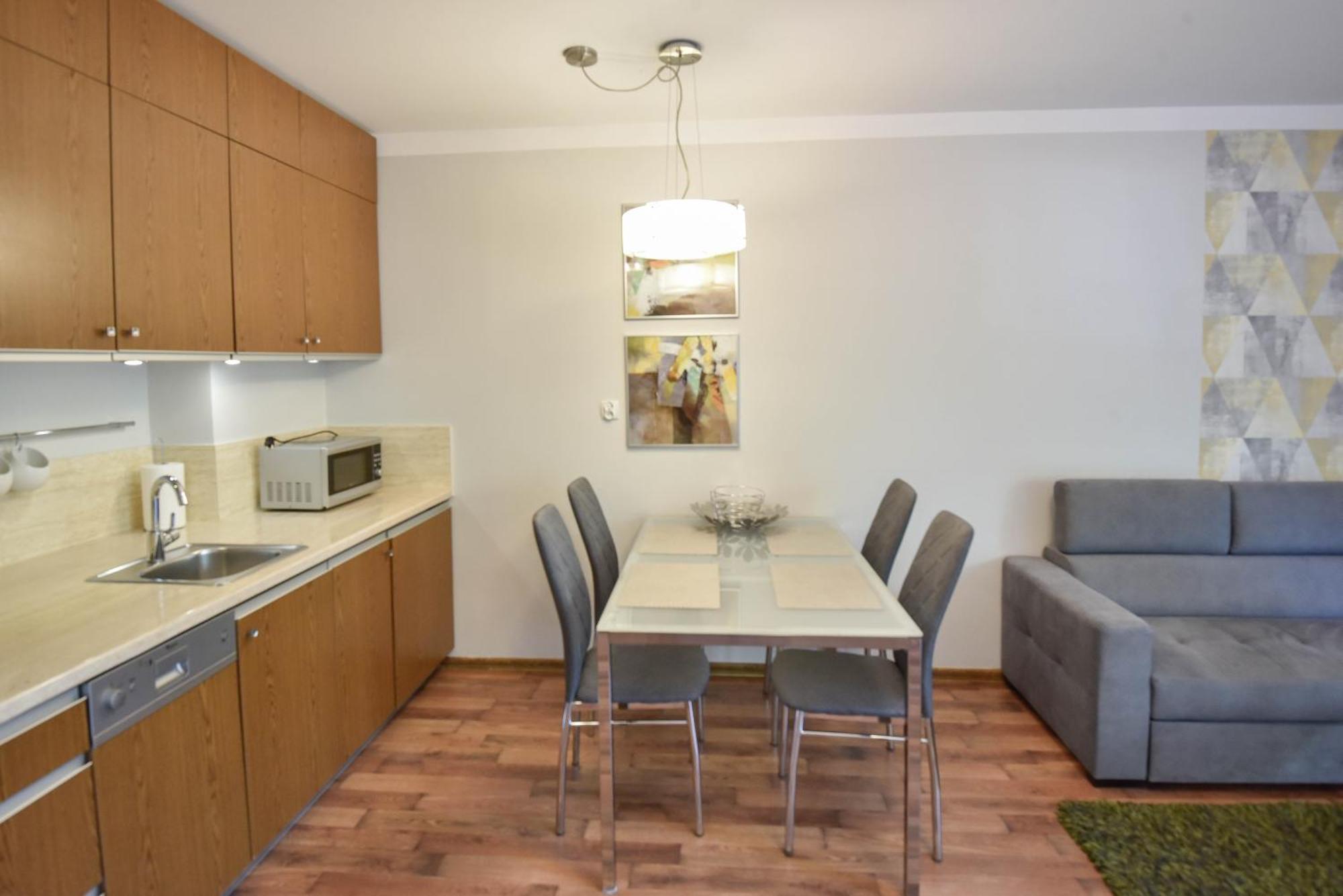 Apartamenty Mistral Z Parkingiem - Promenada & Morze - Apartamenty Na Wyspie Swinoujscie Ngoại thất bức ảnh